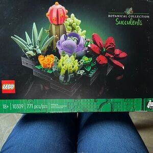 Lego Botanical Red and Purple Faux Florals Accents